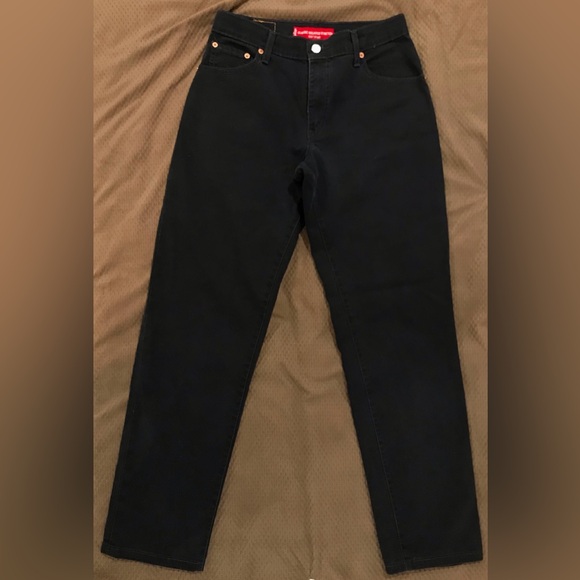 NWOT Levi’s Black Classic Relaxed Fit Stretch Tapered Leg 550 Jeans - 8 - Picture 2 of 7